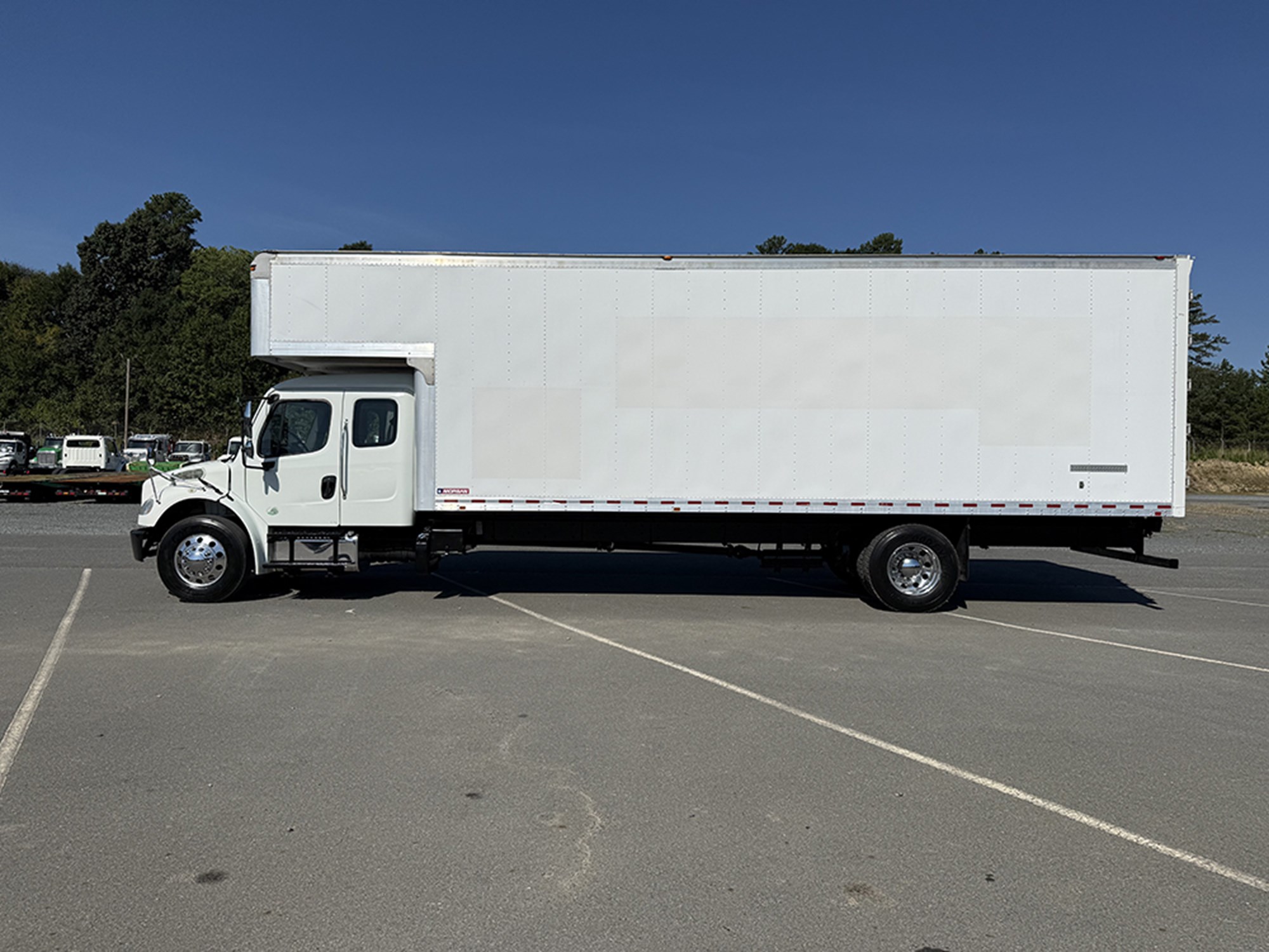 2018 Freightliner M2 1789659382185 2018 Freightliner M2 1789659382185