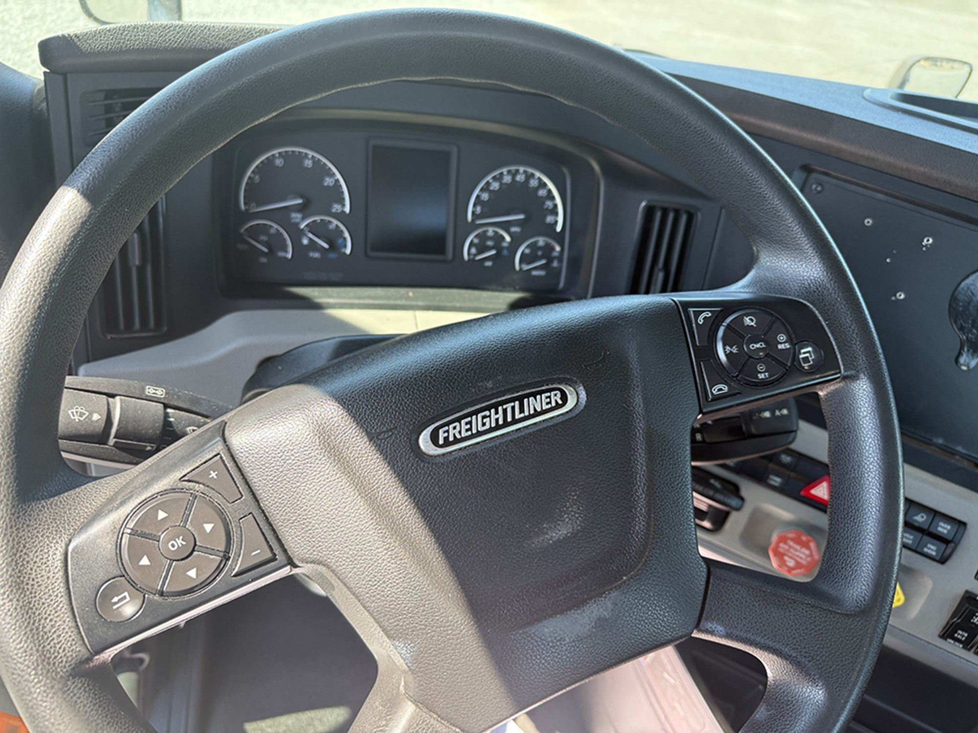 2020 Freightliner Cascadia 126 1789667798604 2020 Freightliner Cascadia 126 1789667798604