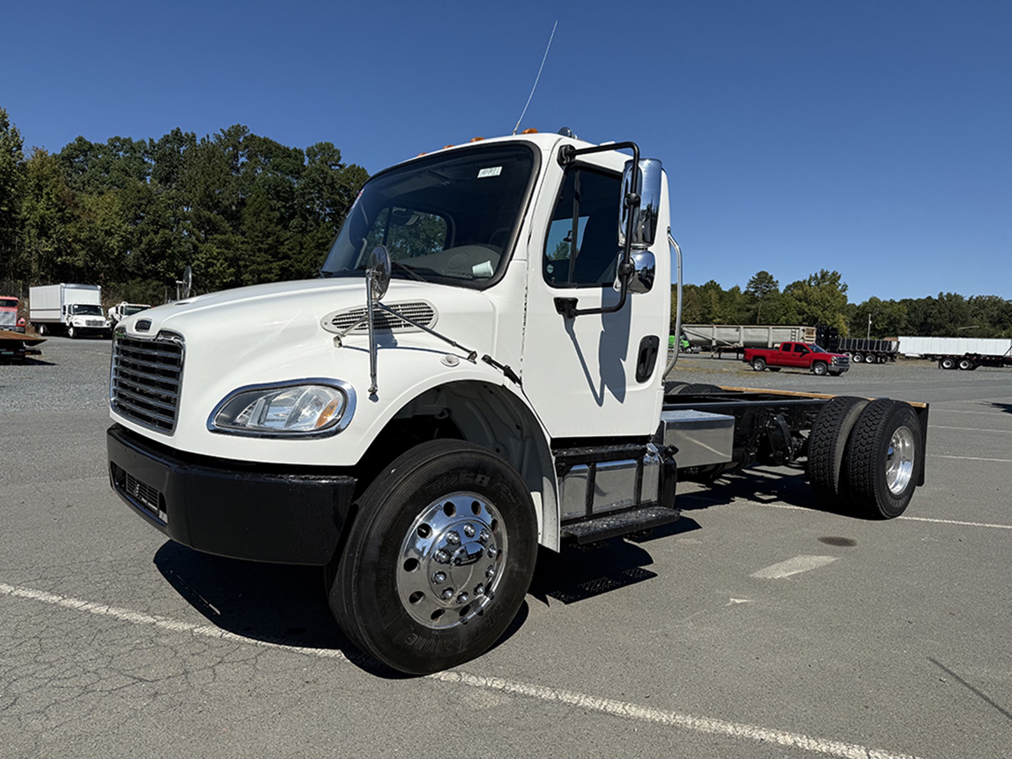 2015 Freightliner M2 1790618646200 2015 Freightliner M2 1790618646200