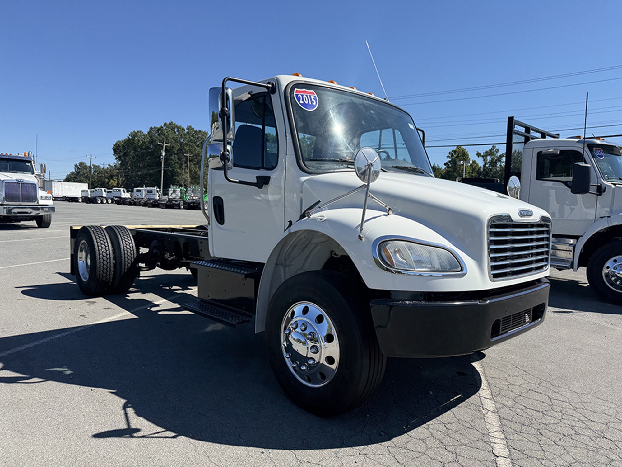2015 Freightliner M2 1790618646389 2015 Freightliner M2 1790618646389