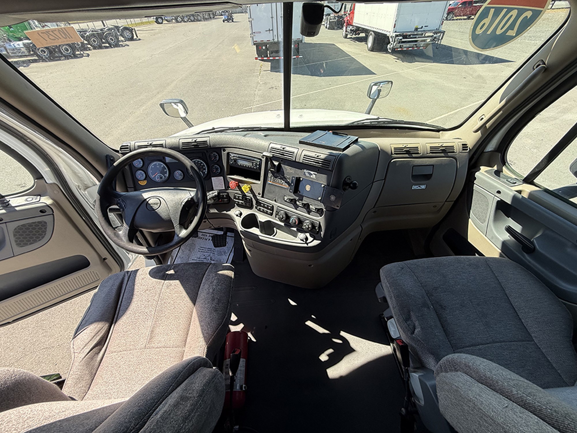 2016 Freightliner Cascadia 125 1790618981452 2016 Freightliner Cascadia 125 1790618981452