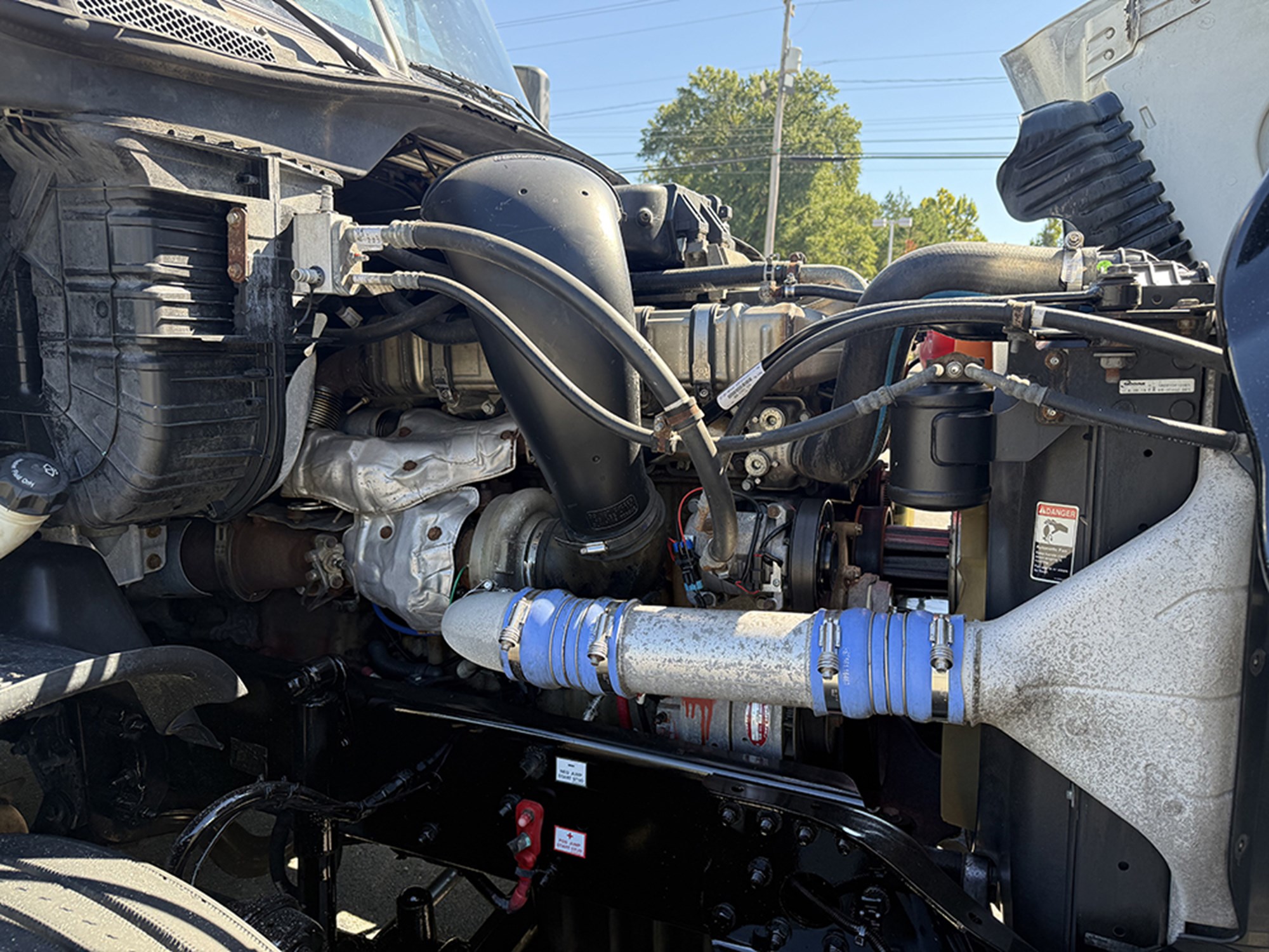 2016 Freightliner Cascadia 125 1790618982064 2016 Freightliner Cascadia 125 1790618982064