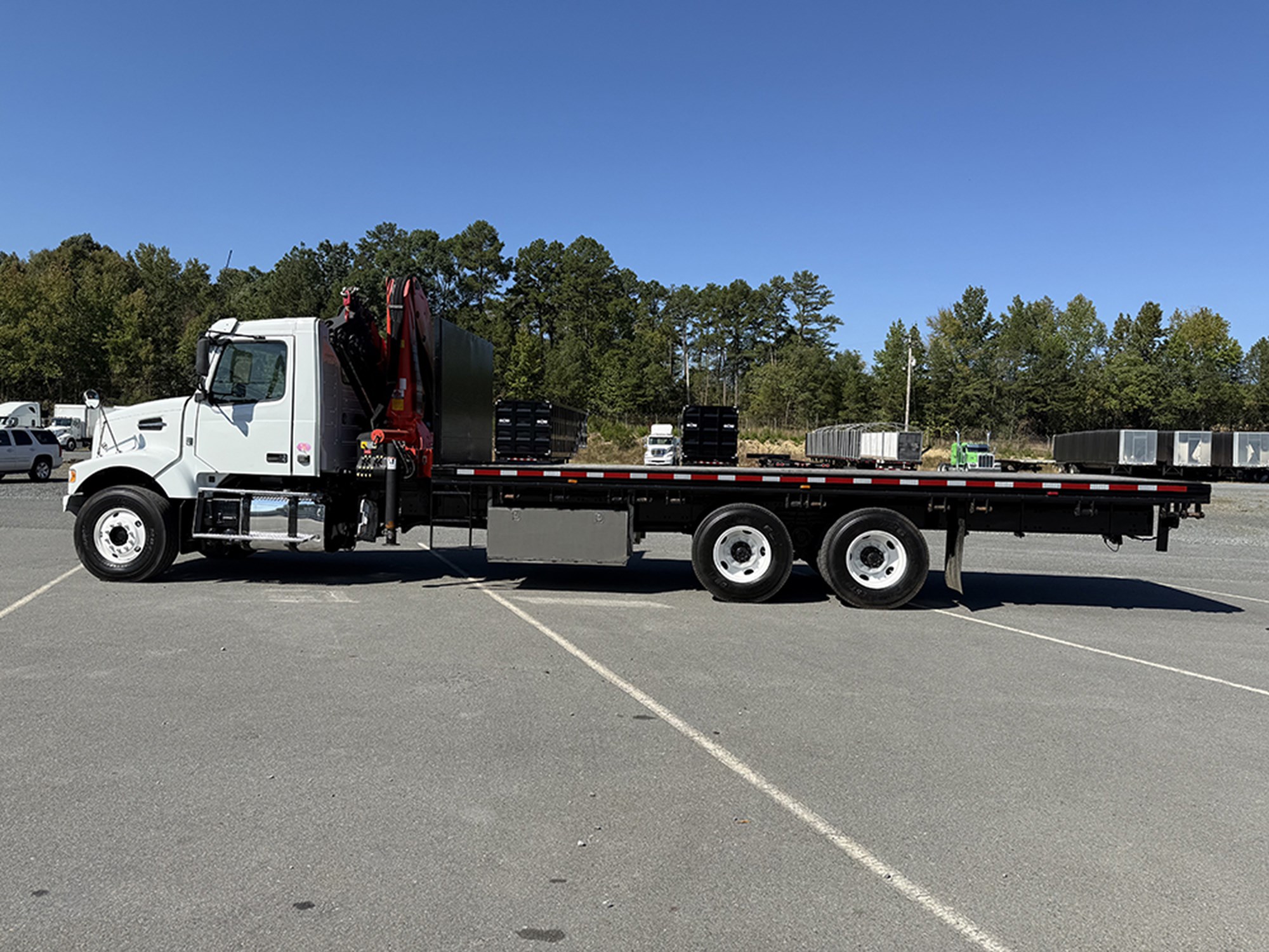 2016 Volvo VHD 1791303112982 2016 Volvo VHD 1791303112982