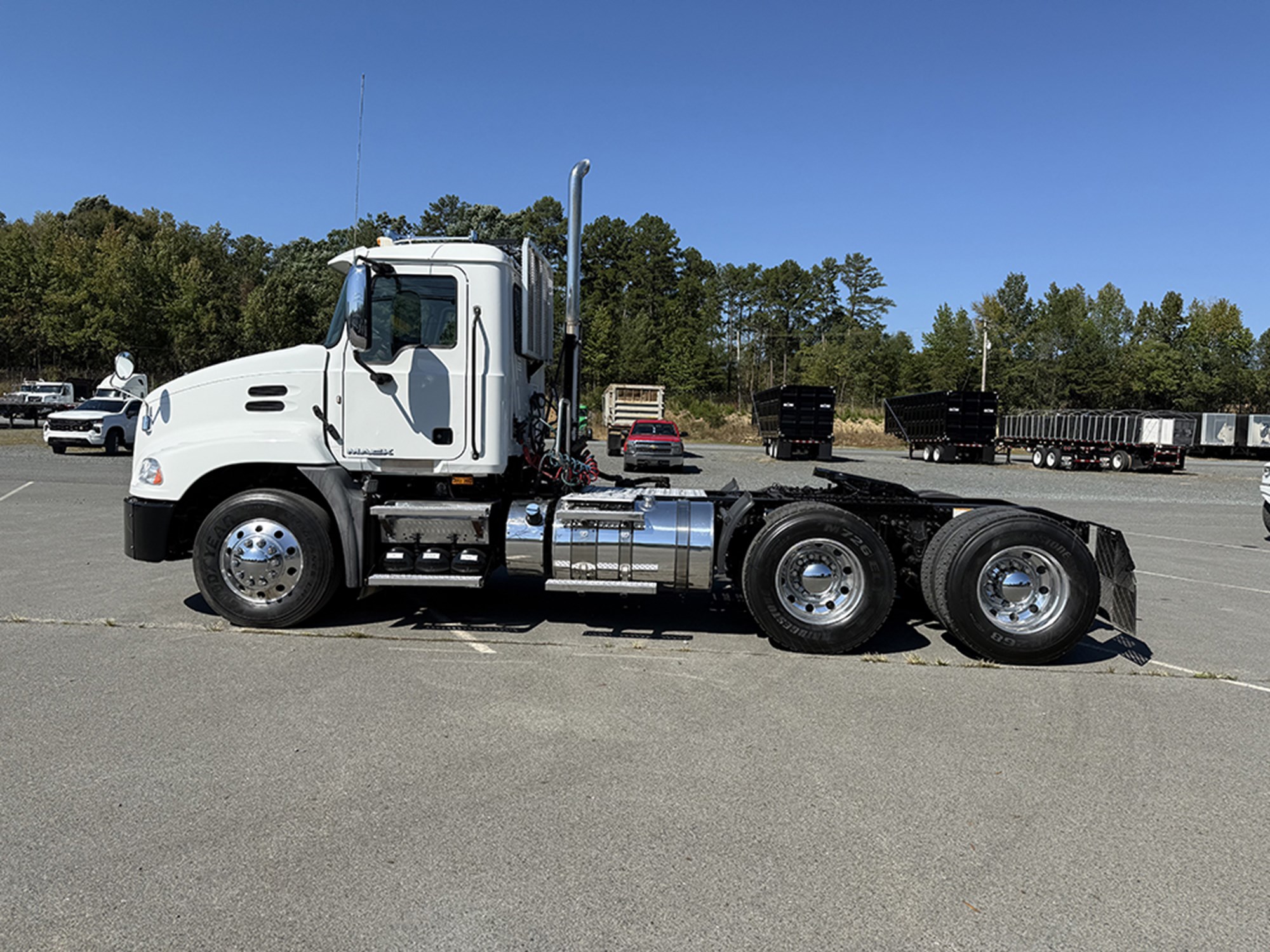 2016 Mack CXU (Pinnacle) 1791303235102 2016 Mack CXU (Pinnacle) 1791303235102
