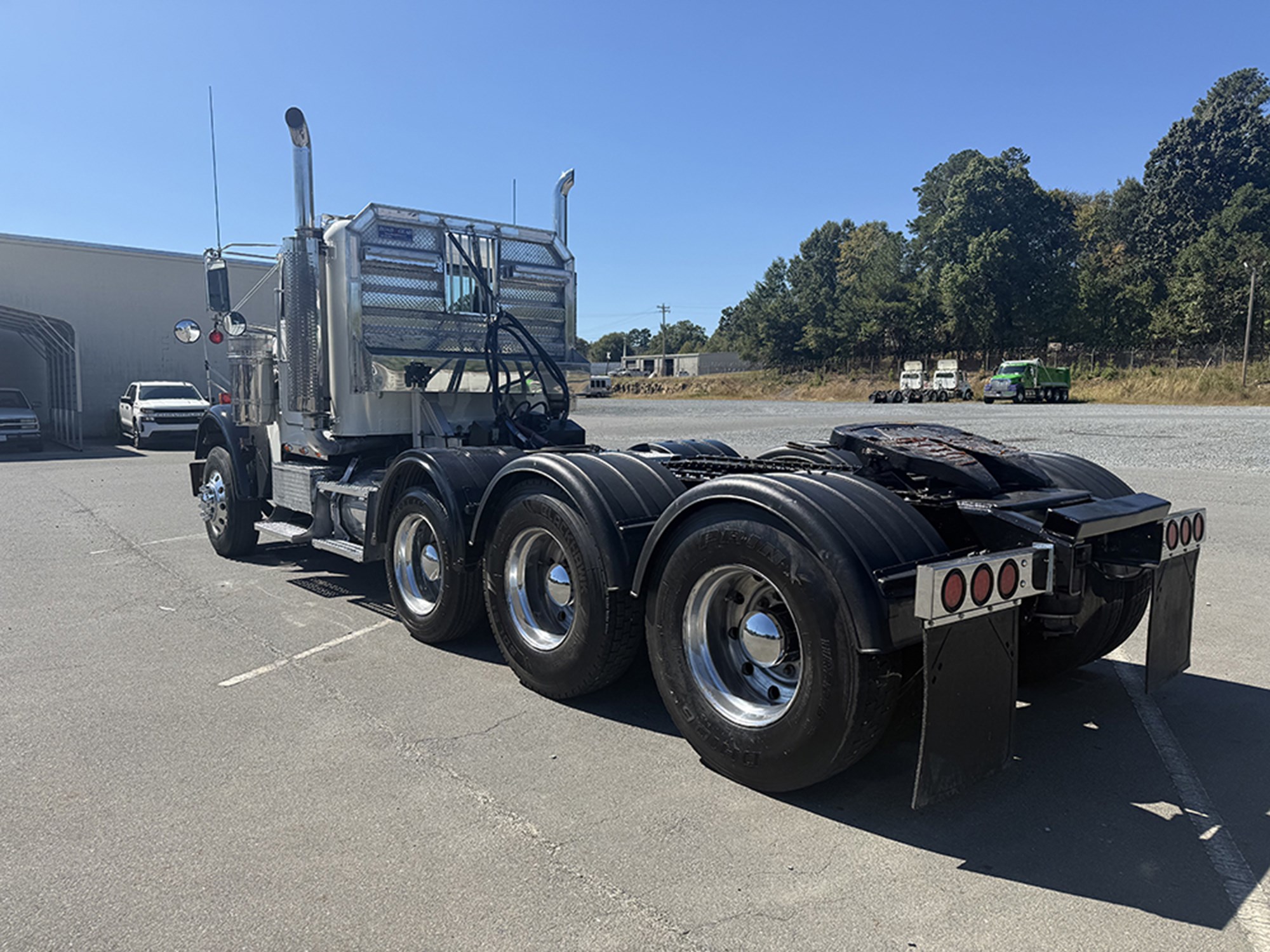 2007 Freightliner FLD120 1791395344214 2007 Freightliner FLD120 1791395344214
