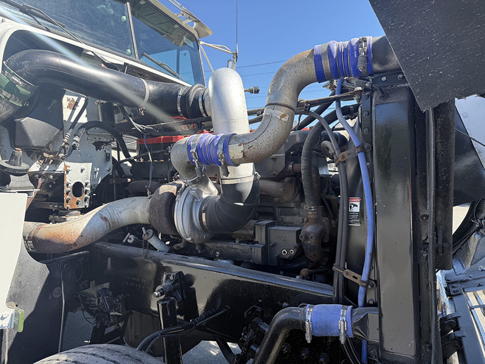 2007 Freightliner FLD120 1791395345417 2007 Freightliner FLD120 1791395345417