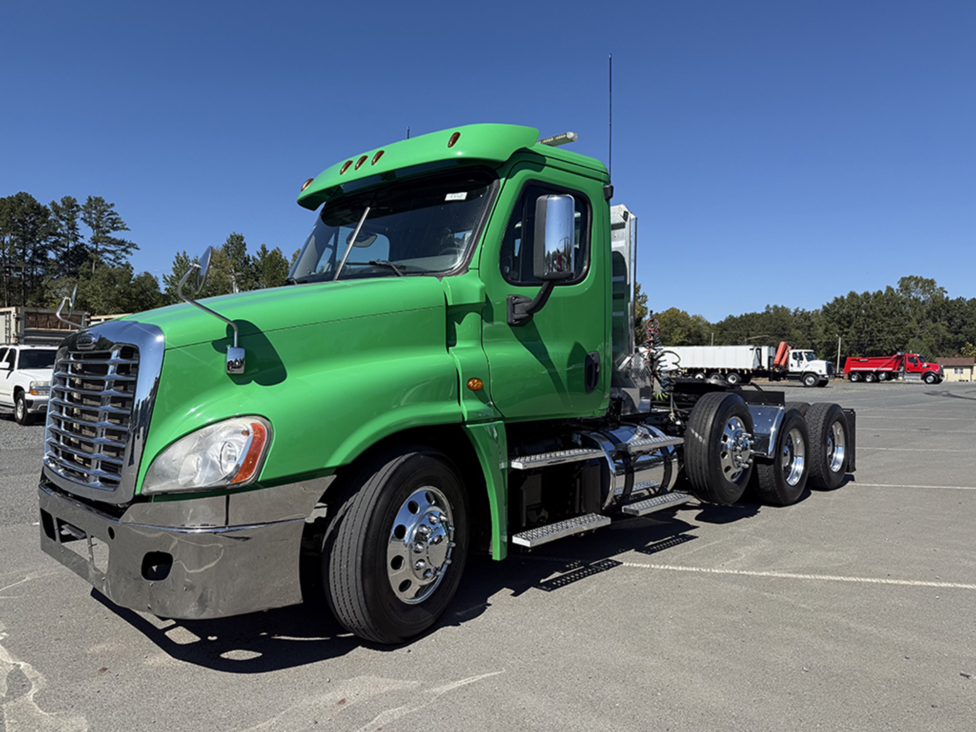 2019 Freightliner Cascadia 125 2019 Freightliner Cascadia 125 - image 1 of 6