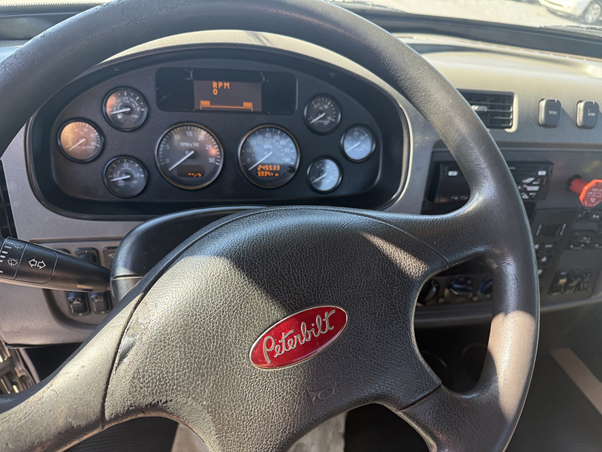 2017 Peterbilt 348 1791904632078 2017 Peterbilt 348 1791904632078