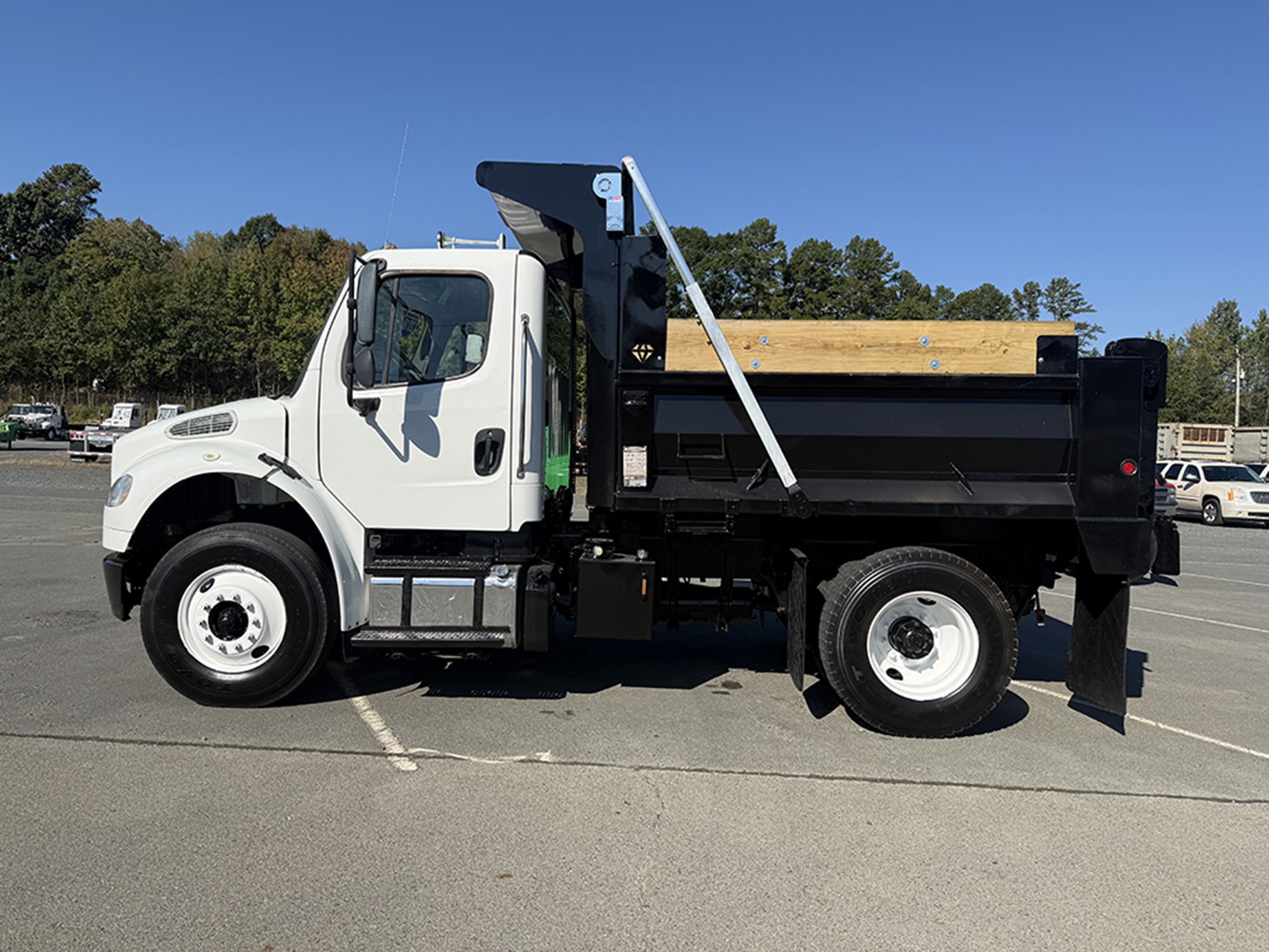 2018 Freightliner M2 1791904713459 2018 Freightliner M2 1791904713459
