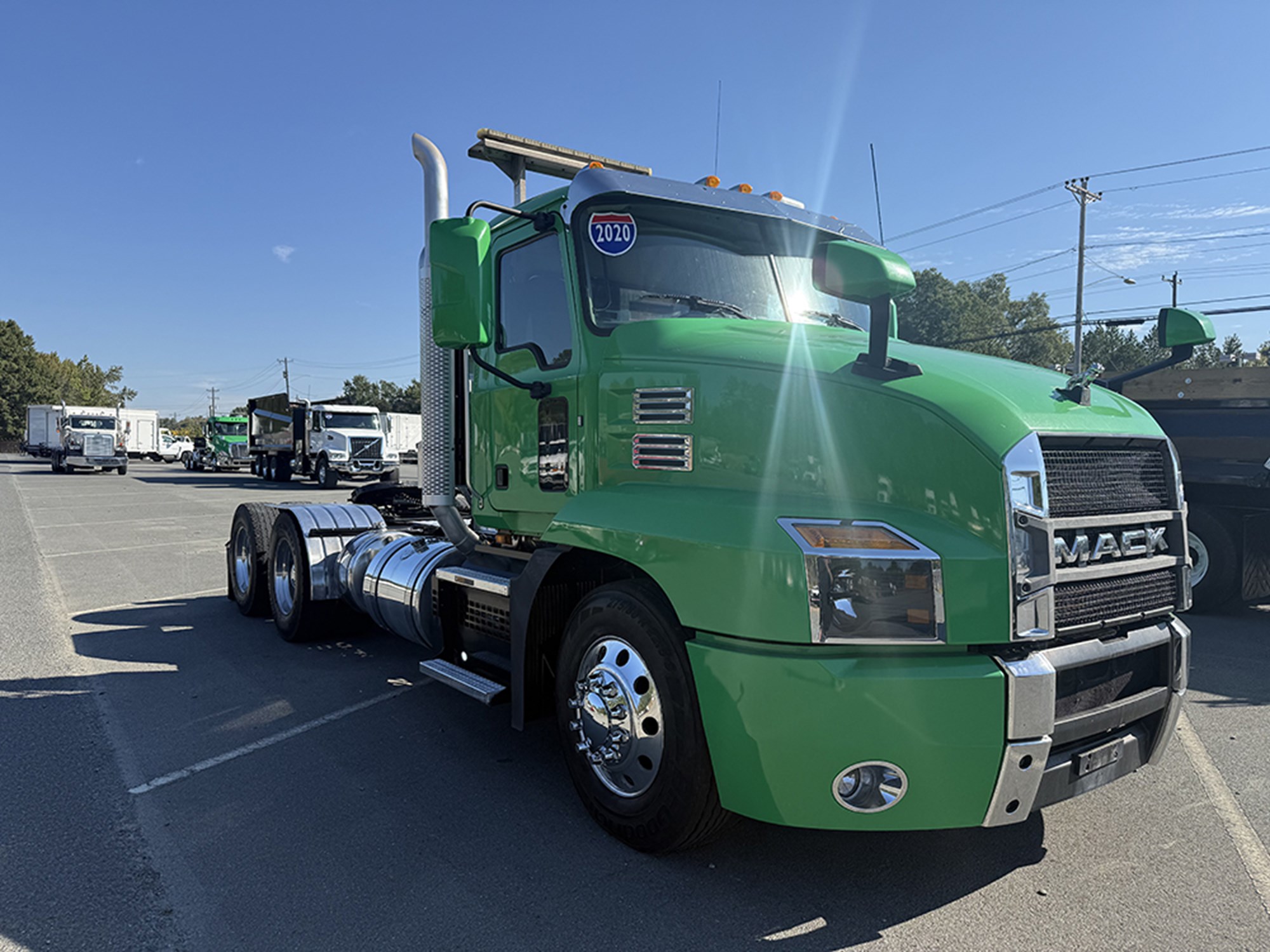2020 Mack Anthem 2020 Mack Anthem - image 2 of 6