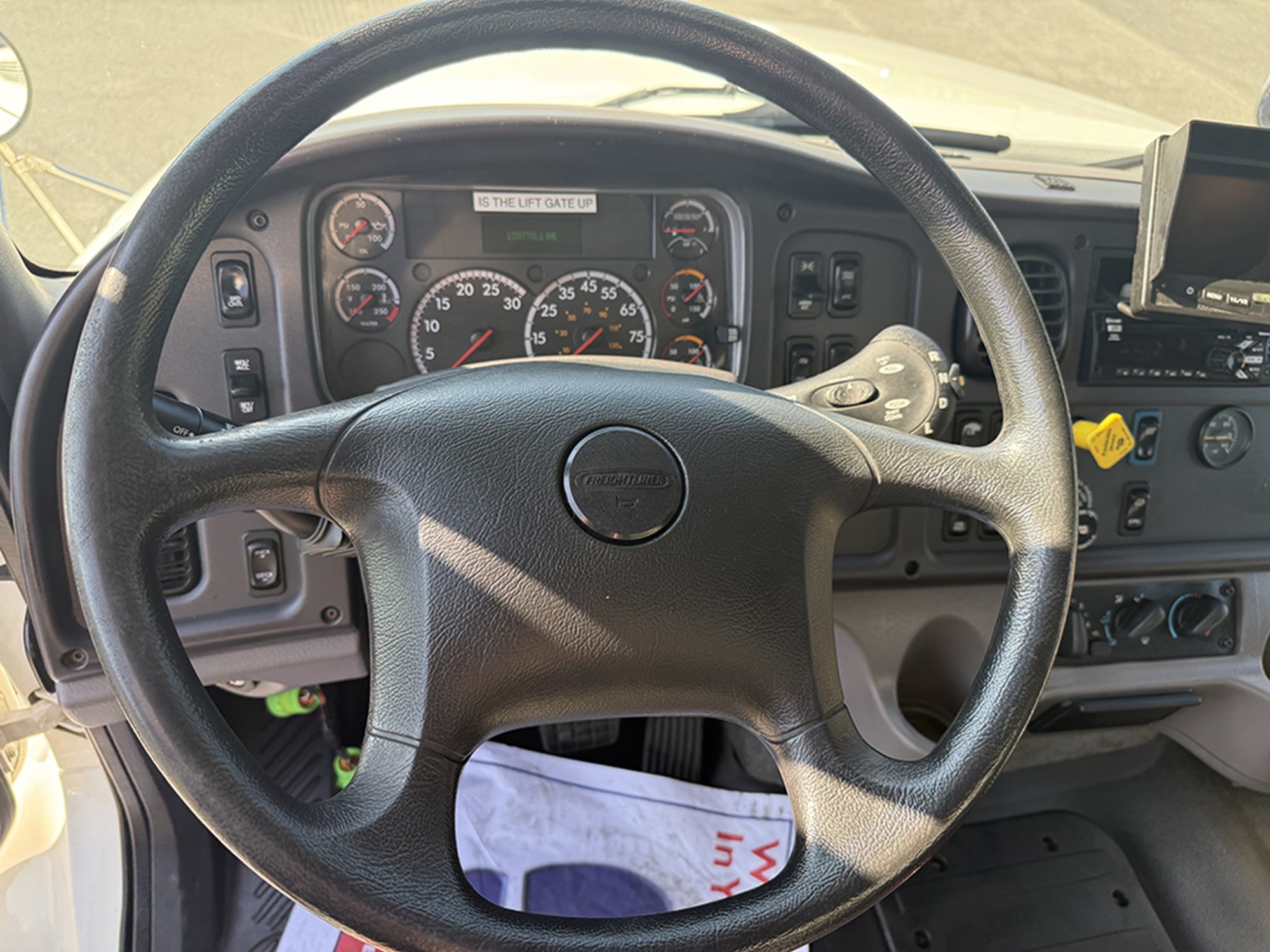 2019 Freightliner M2 1792165421489 2019 Freightliner M2 1792165421489