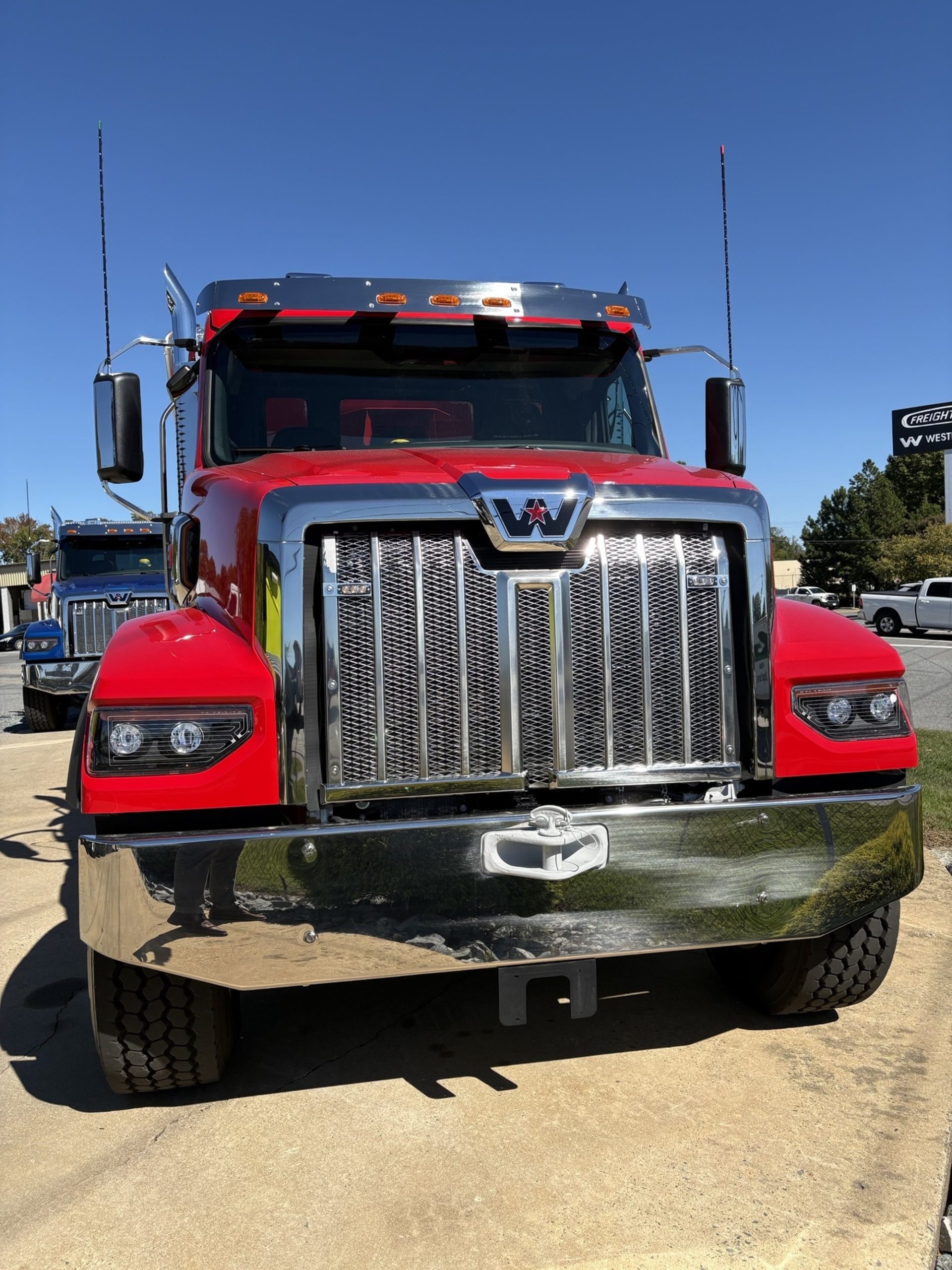 2027 Western Star 49X in Charlotte, NC — photo 2