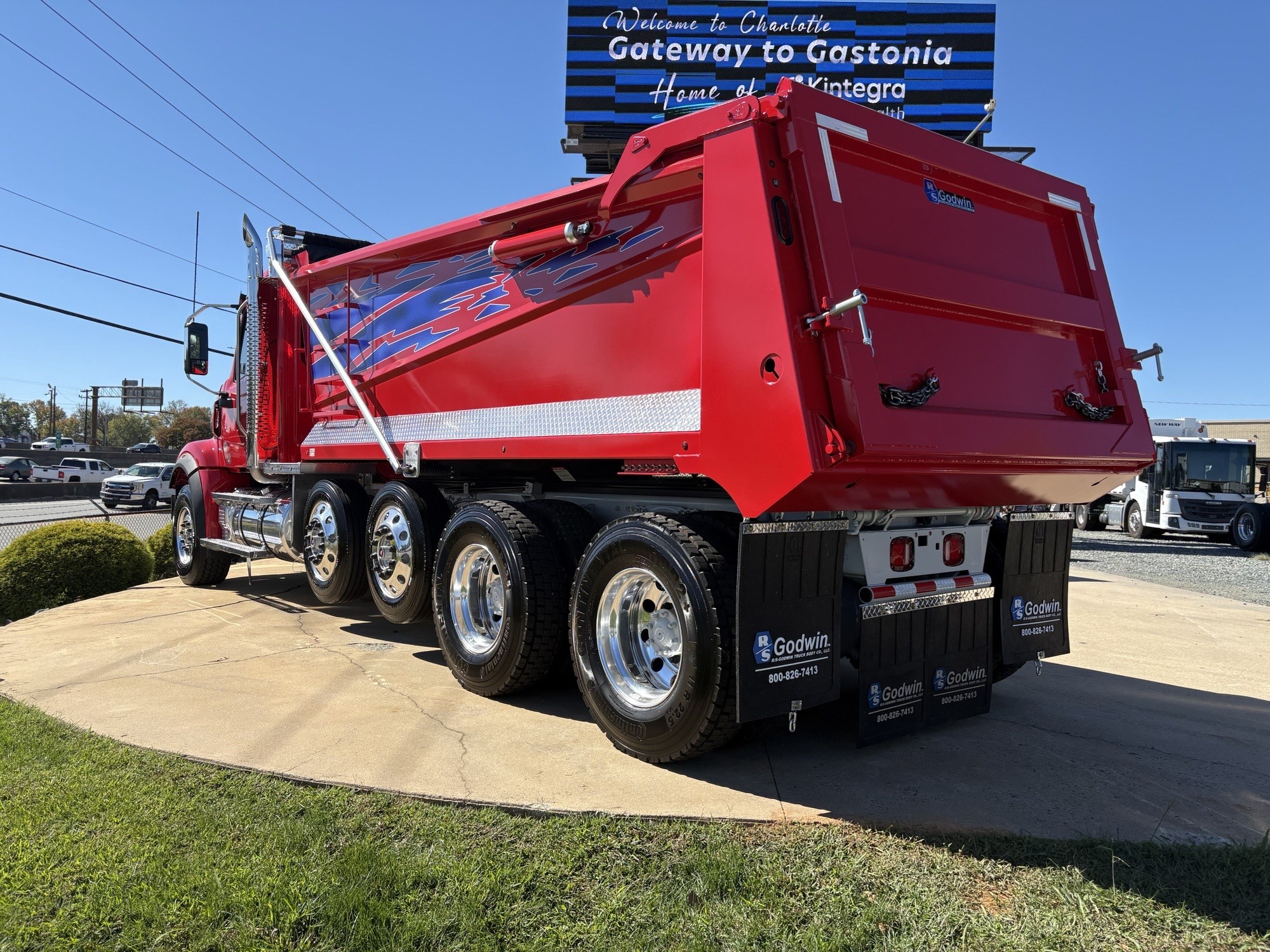 2027 Western Star 49X in Charlotte, NC — photo 3